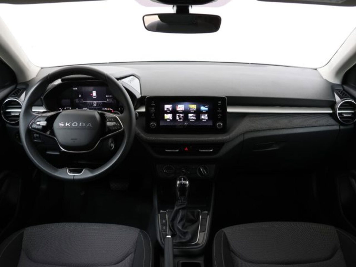 Skoda Fabia 1.0 tsi Selection 115cv dsg (13)
