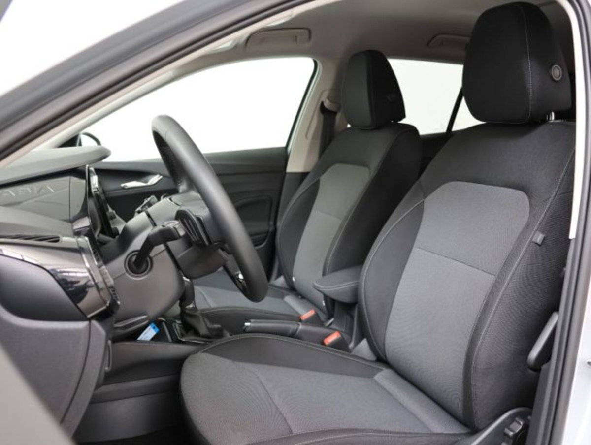 Skoda Fabia 1.0 tsi Selection 115cv dsg (8)