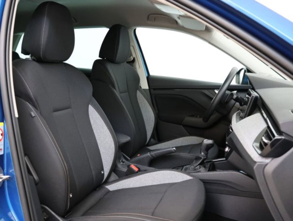 Skoda Kamiq 1.0 tsi Selection 115cv dsg (11)