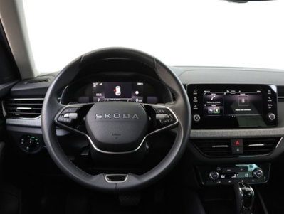 Skoda Kamiq 1.0 tsi Selection 115cv dsg (14)