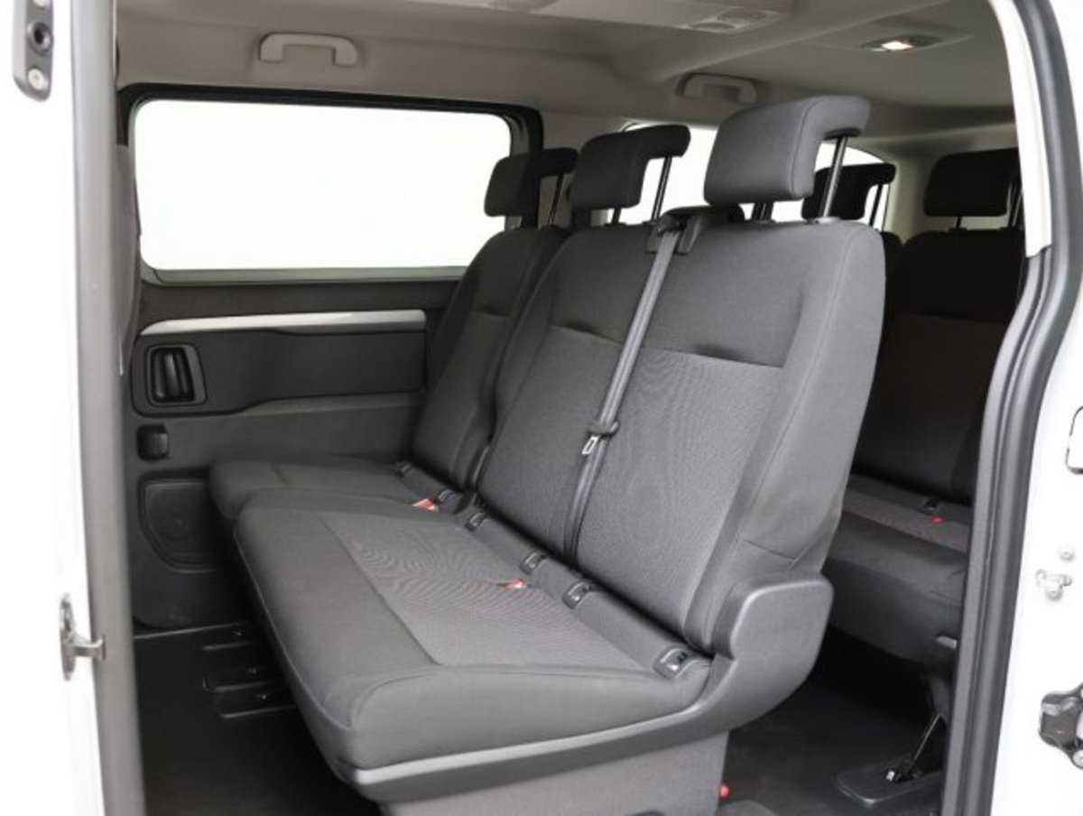 Fiat Ulysse combi M1 2.0 bluehdi 180cv L3H1 AT8 (8)