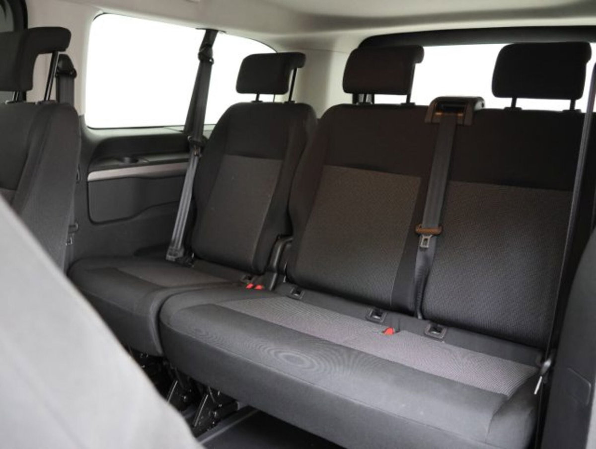 Fiat Ulysse combi M1 2.0 bluehdi 180cv L3H1 AT8 (9)