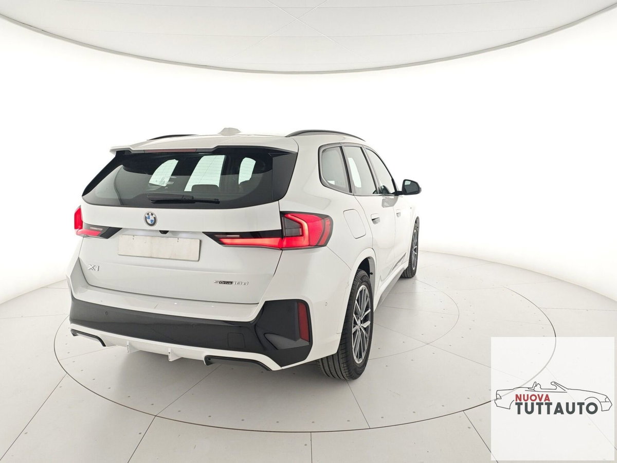 BMW X1 sDrive 18d Msport (4)