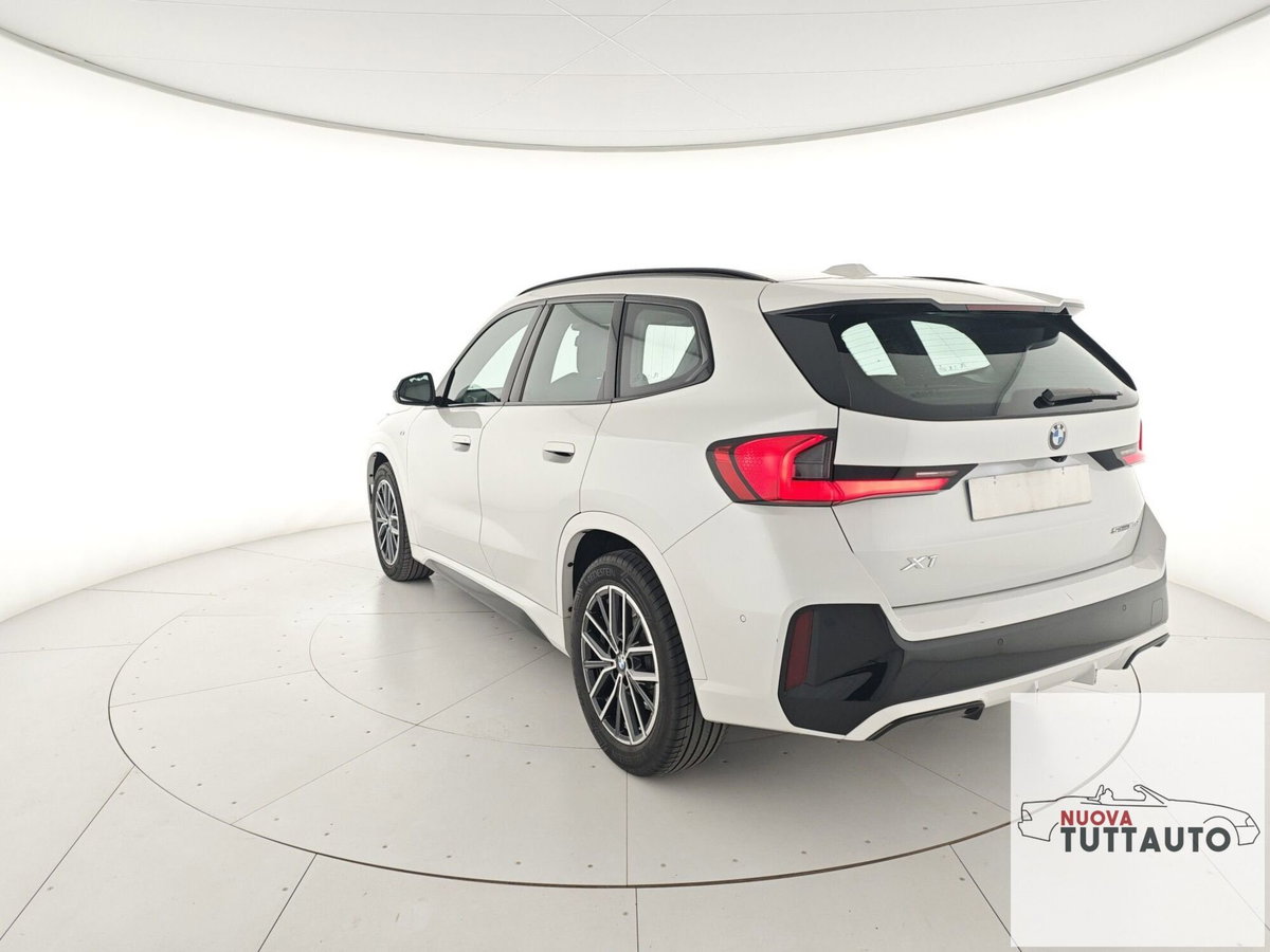 BMW X1 sDrive 18d Msport (6)