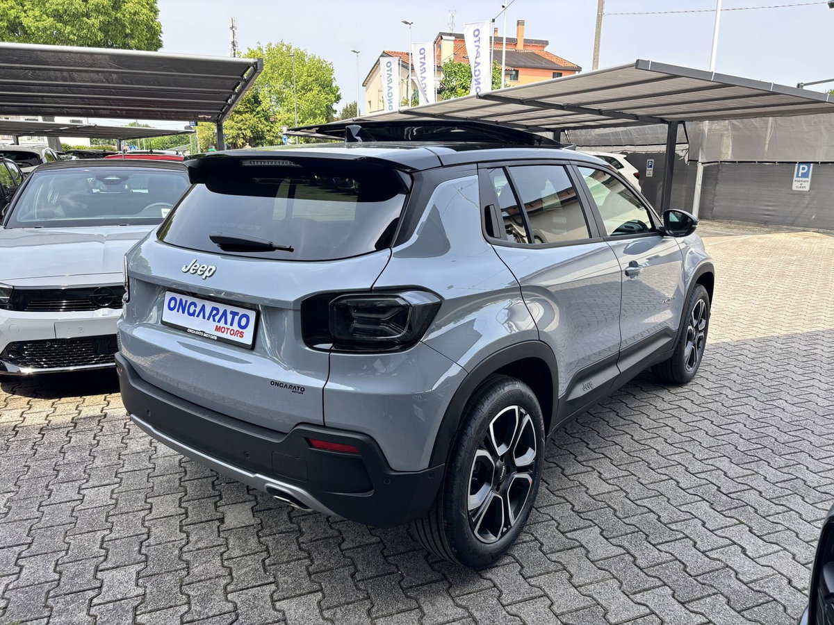 Jeep Avenger 1.2 turbo e-hybrid mhev Summit fwd 110cv edct6 (4)