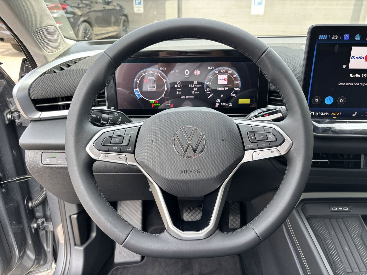 Volkswagen T-Roc 1.5 etsi Style 150cv dsg (13)
