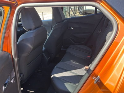 Peugeot 2008 BlueHDi 110 S&S Allure (16)