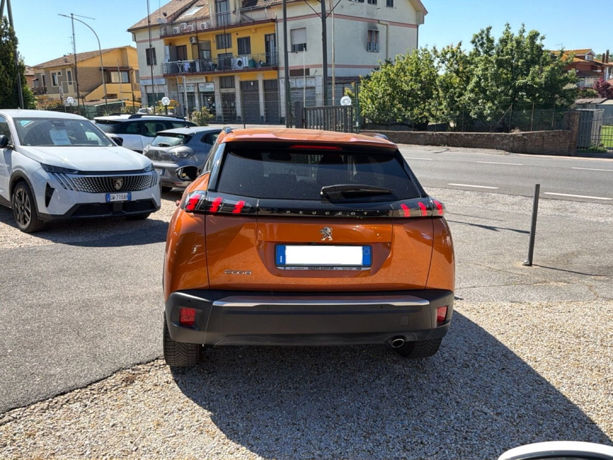 Peugeot 2008 BlueHDi 110 S&S Allure (4)