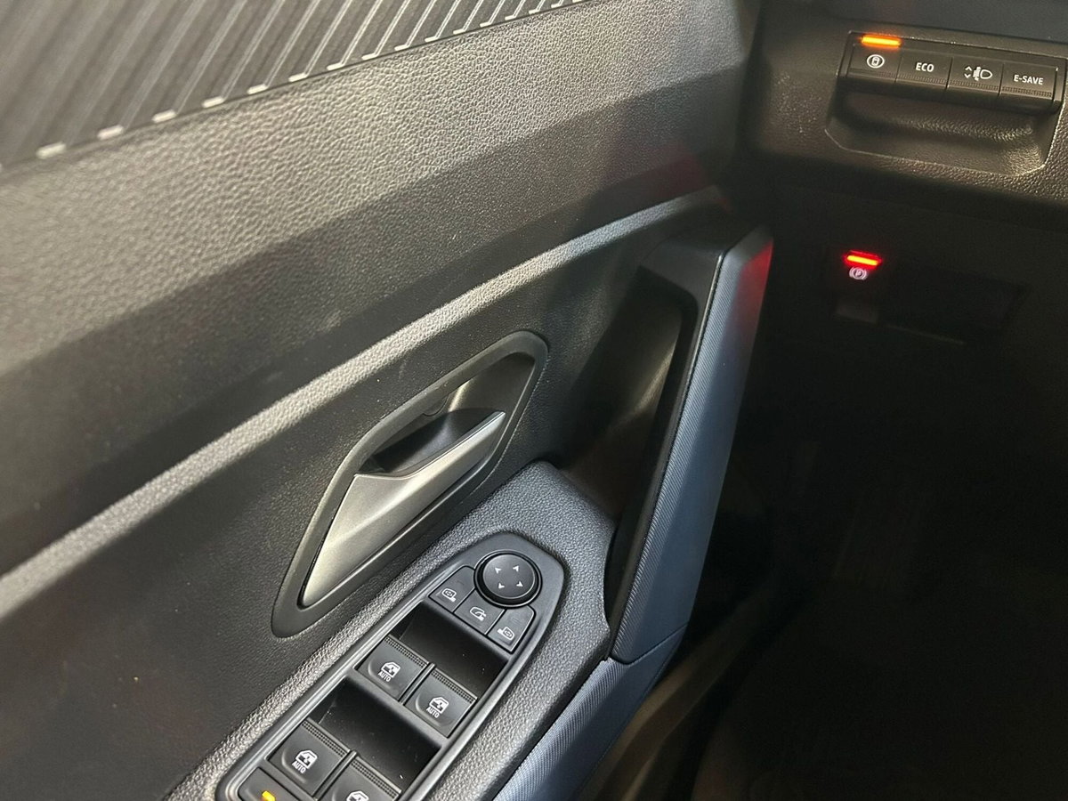 Dacia Duster 1.6 hybrid Journey 140cv (16)