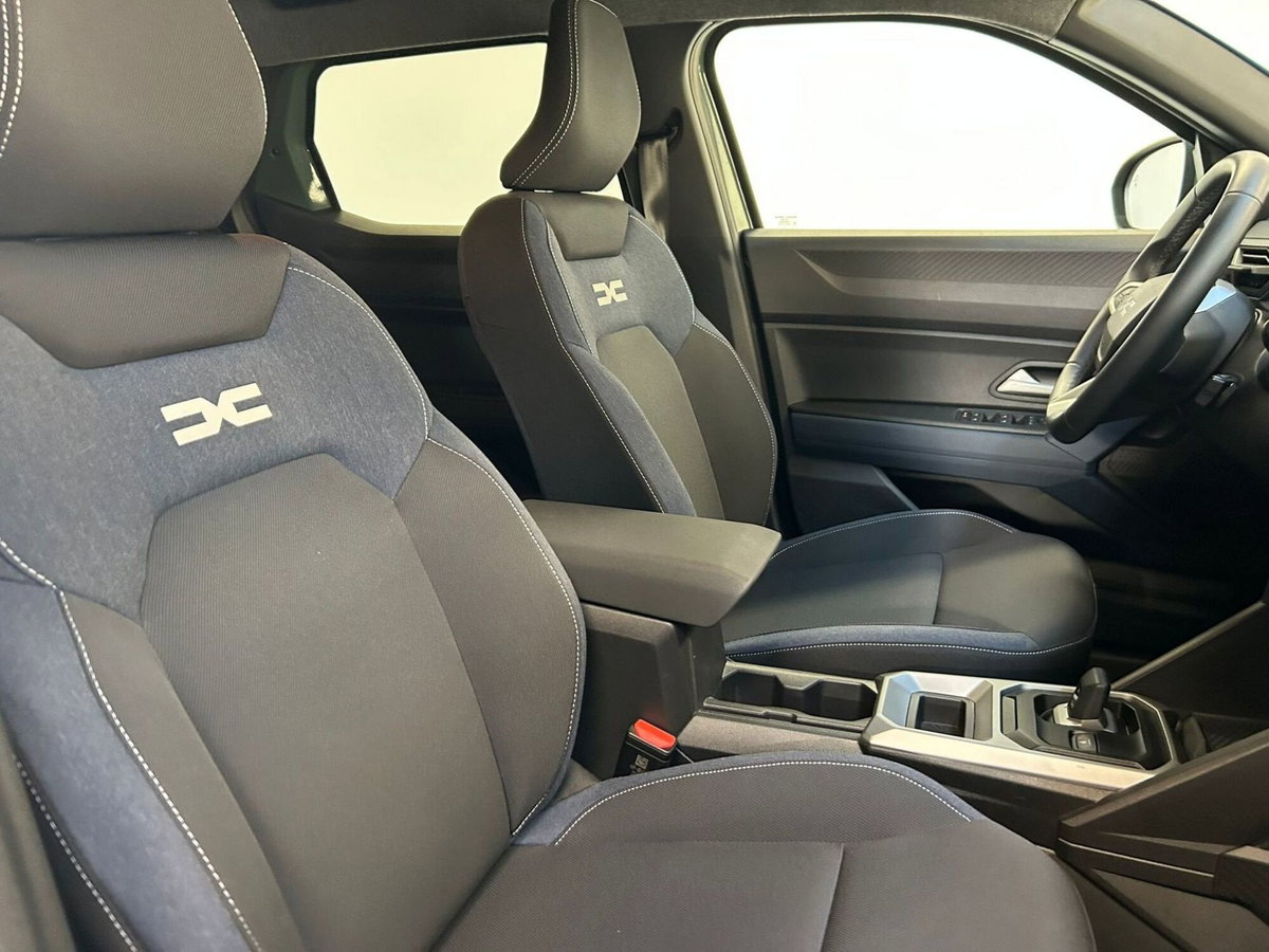 Dacia Duster 1.6 hybrid Journey 140cv (7)