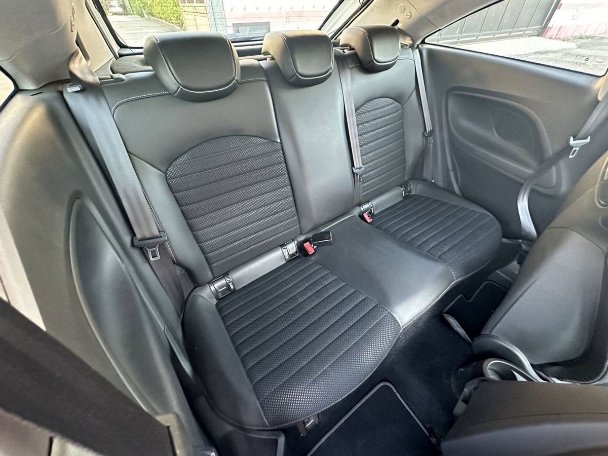 Opel Corsa Coupé 1.6 Turbo OPC (13)