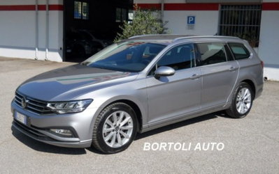 Volkswagen Passat Variant 2.0 TDI SCR EVO Business usata