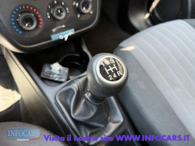 Fiat Punto 1.3 MJT II S&S 95 CV 5 porte Street (13)