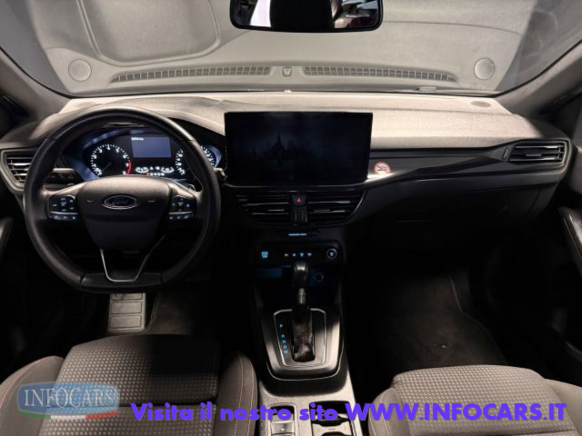 Ford Focus Station Wagon 1.0 EcoBoost Hybrid 155 CV SW ST-Line (11)