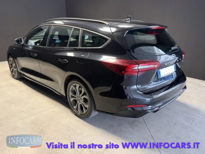 Ford Focus Station Wagon 1.0 EcoBoost Hybrid 155 CV SW ST-Line (2)