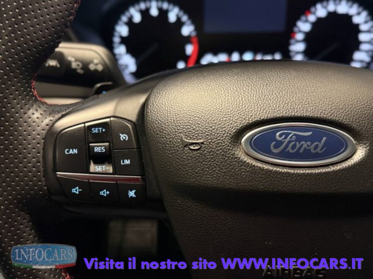 Ford Focus Station Wagon 1.0 EcoBoost Hybrid 155 CV SW ST-Line (20)