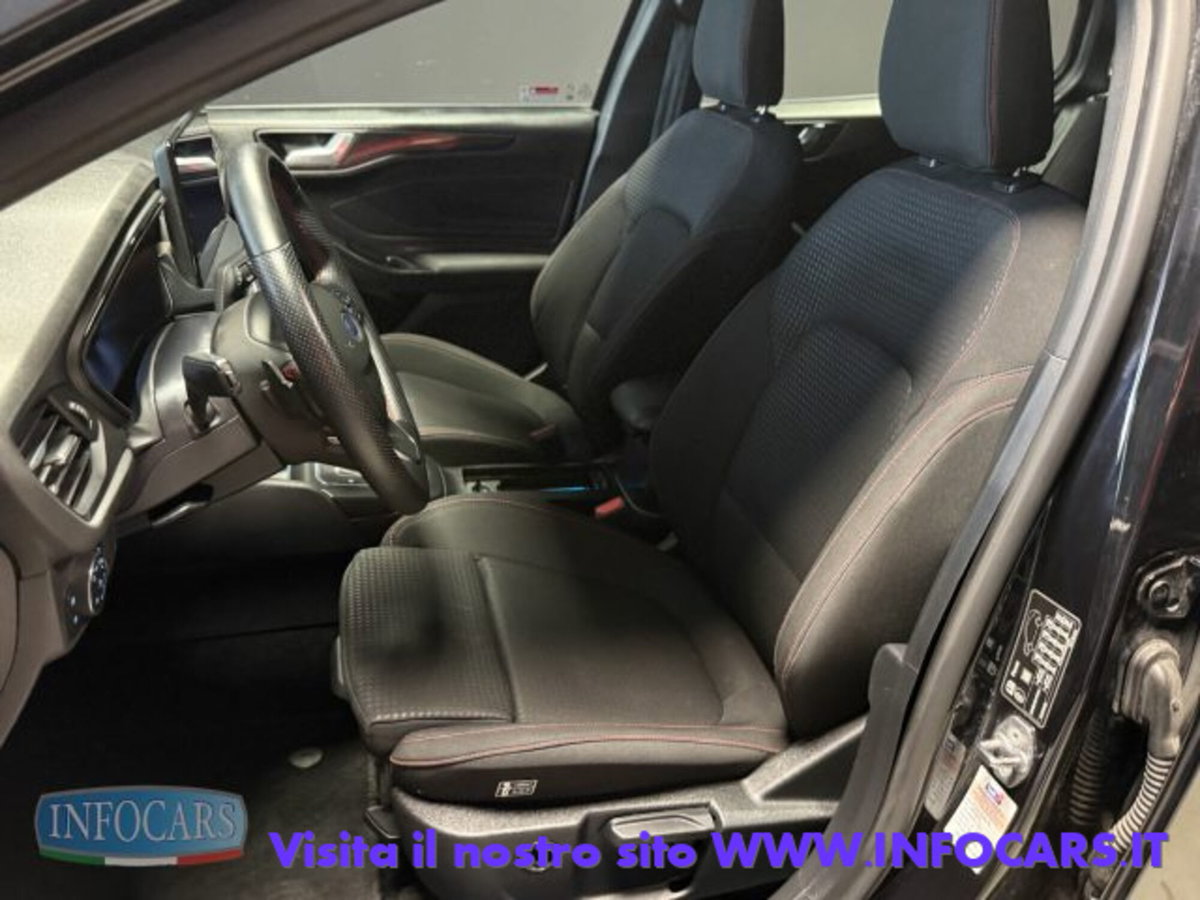 Ford Focus Station Wagon 1.0 EcoBoost Hybrid 155 CV SW ST-Line (5)