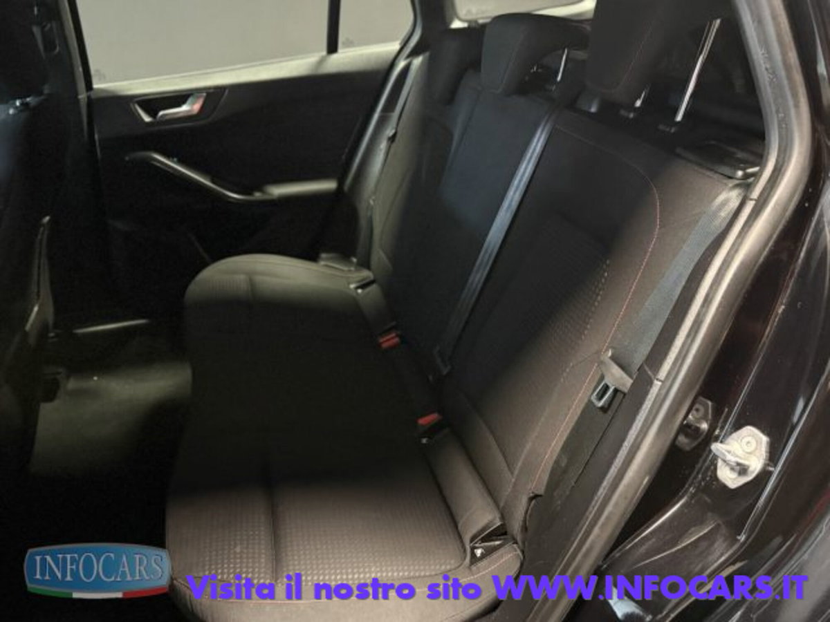 Ford Focus Station Wagon 1.0 EcoBoost Hybrid 155 CV SW ST-Line (7)