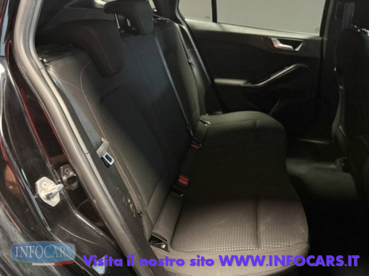 Ford Focus Station Wagon 1.0 EcoBoost Hybrid 155 CV SW ST-Line (8)