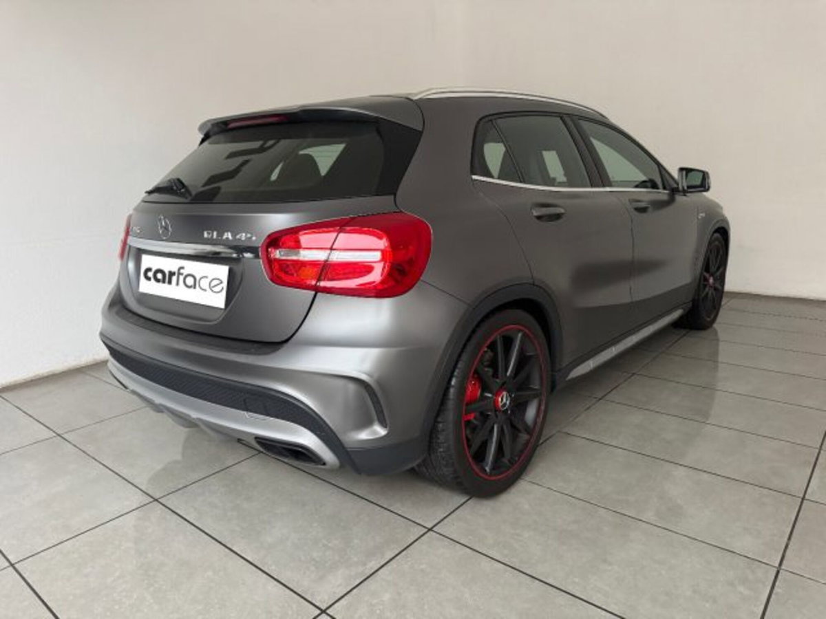 Mercedes-Benz GLA SUV 45 AMG 4Matic (2)