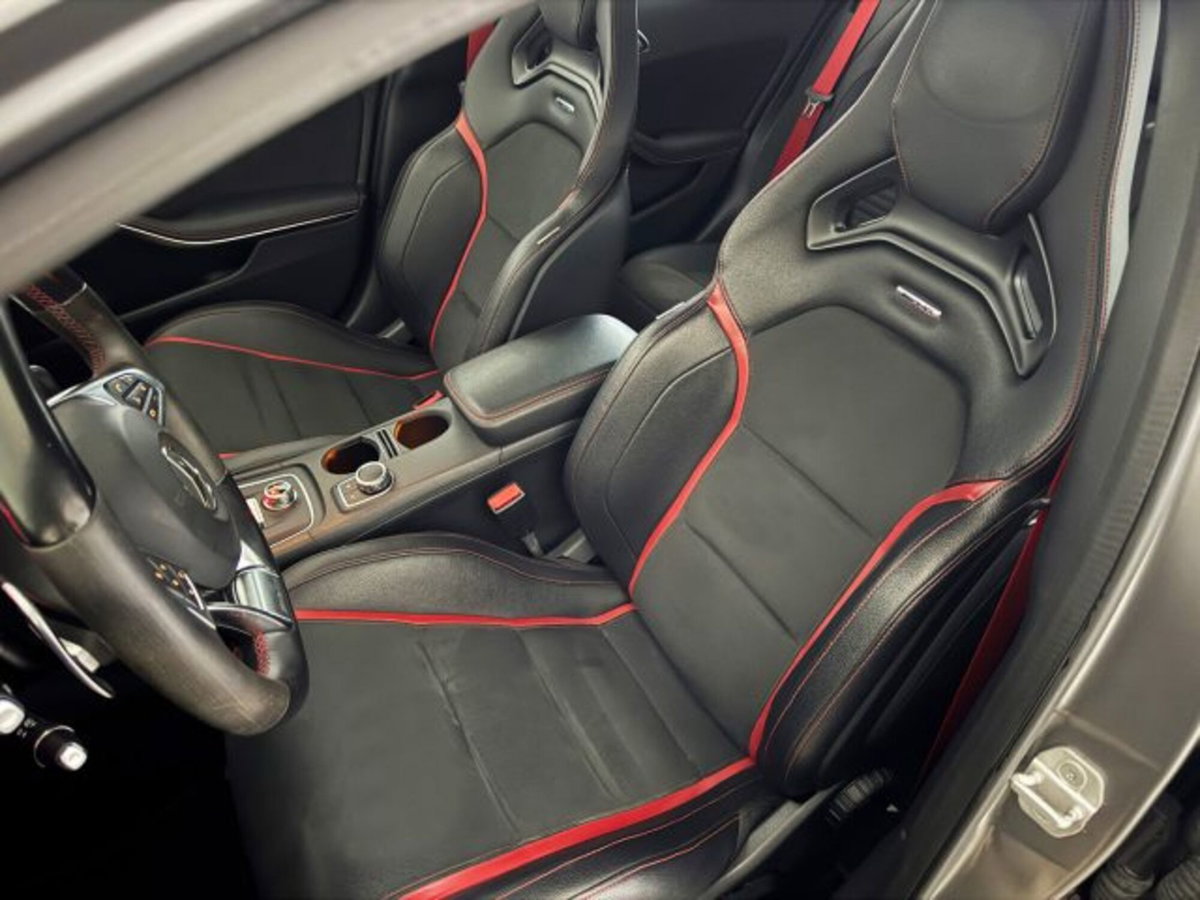 Mercedes-Benz GLA SUV 45 AMG 4Matic (8)