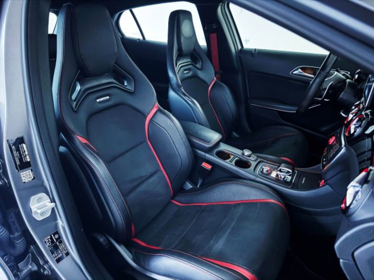 Mercedes-Benz GLA SUV 45 AMG 4Matic (9)