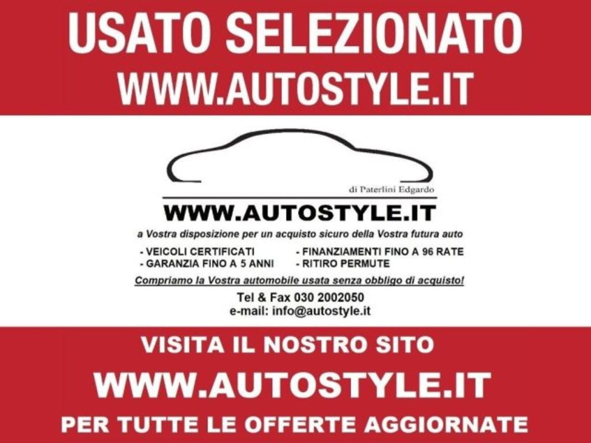 BMW Serie 1 116d 2.0 116CV cat 5 porte Attiva DPF (3)