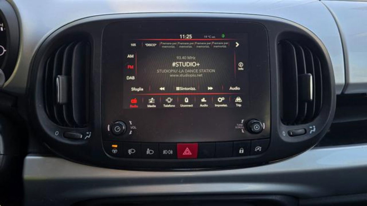 Fiat 500L 1.4 95 CV Lounge (19)
