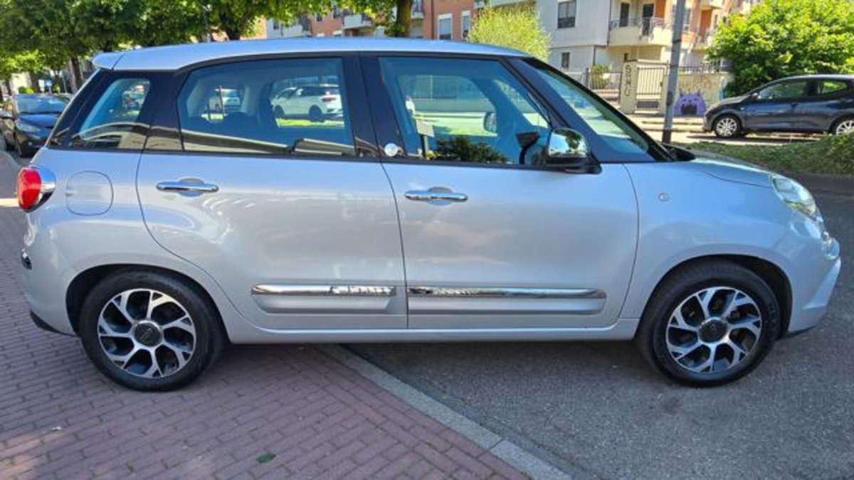 Fiat 500L 1.4 95 CV Lounge (9)