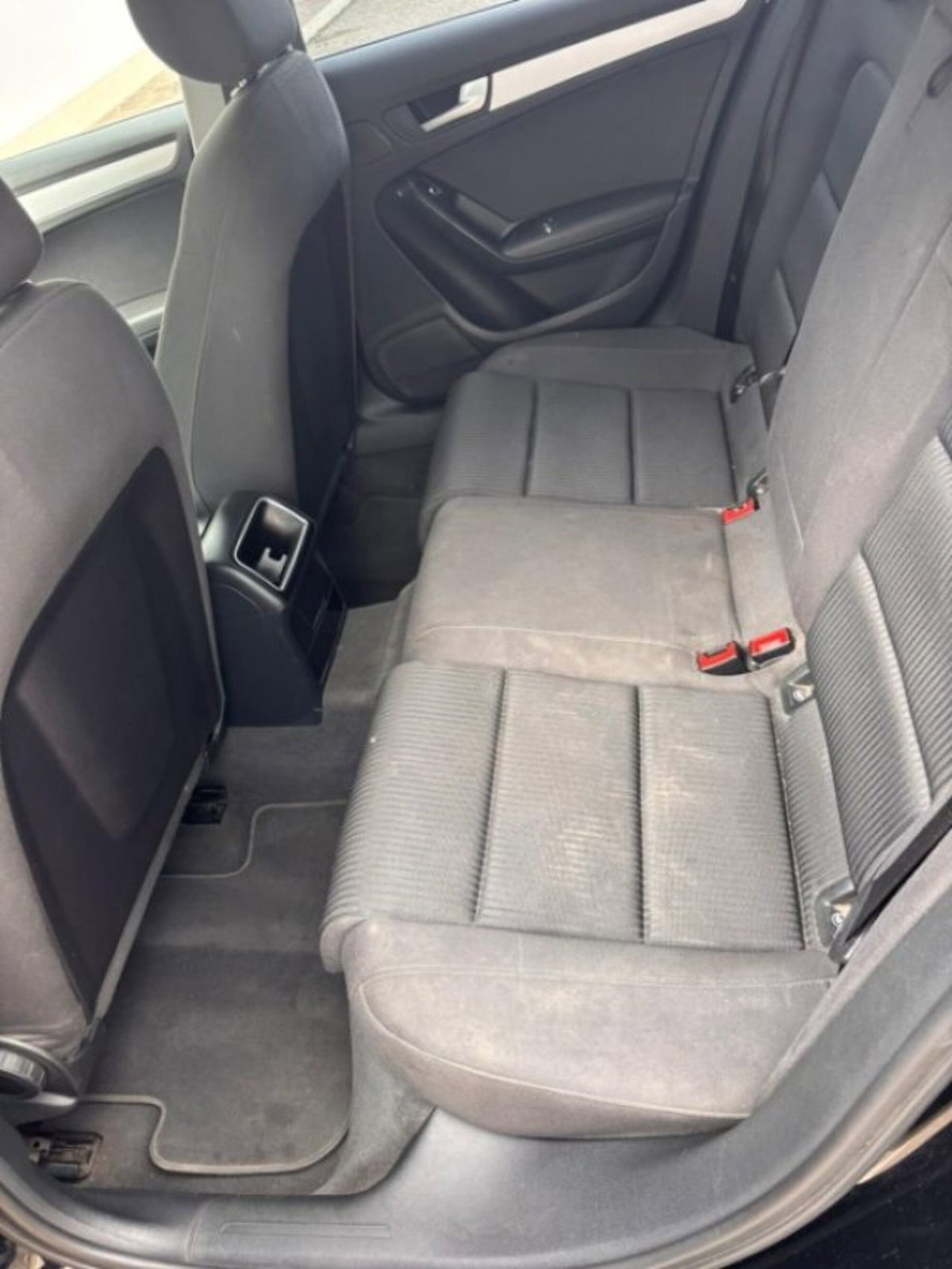 Audi A4 Avant 2.0 TDI clean diesel Business (6)
