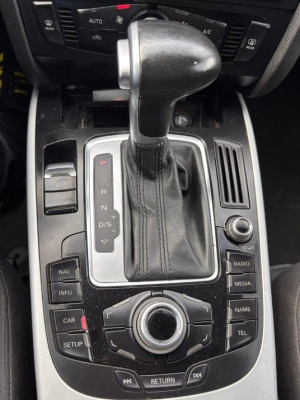 Audi A4 Avant 2.0 TDI clean diesel Business (9)