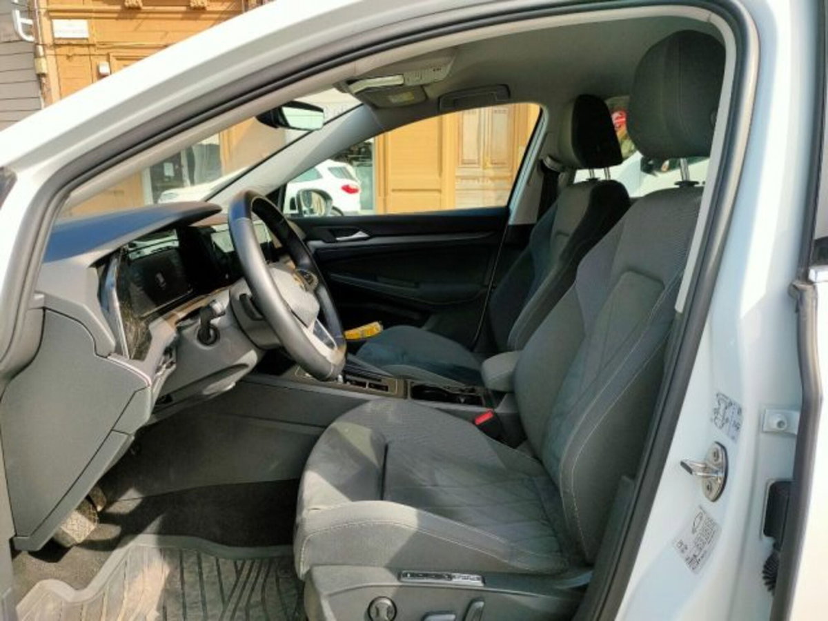 Volkswagen Golf Variant 1.5 TGI DSG Style (13)