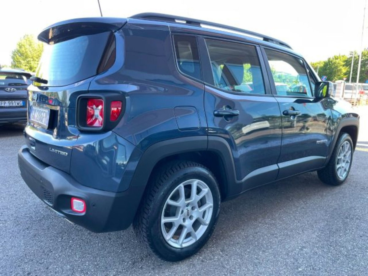 Jeep Renegade 1.3 T4 190CV PHEV 4xe AT6 Limited (5)