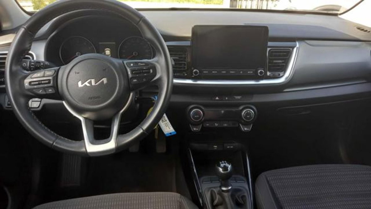 Kia Stonic 1.2 DPI Style (10)