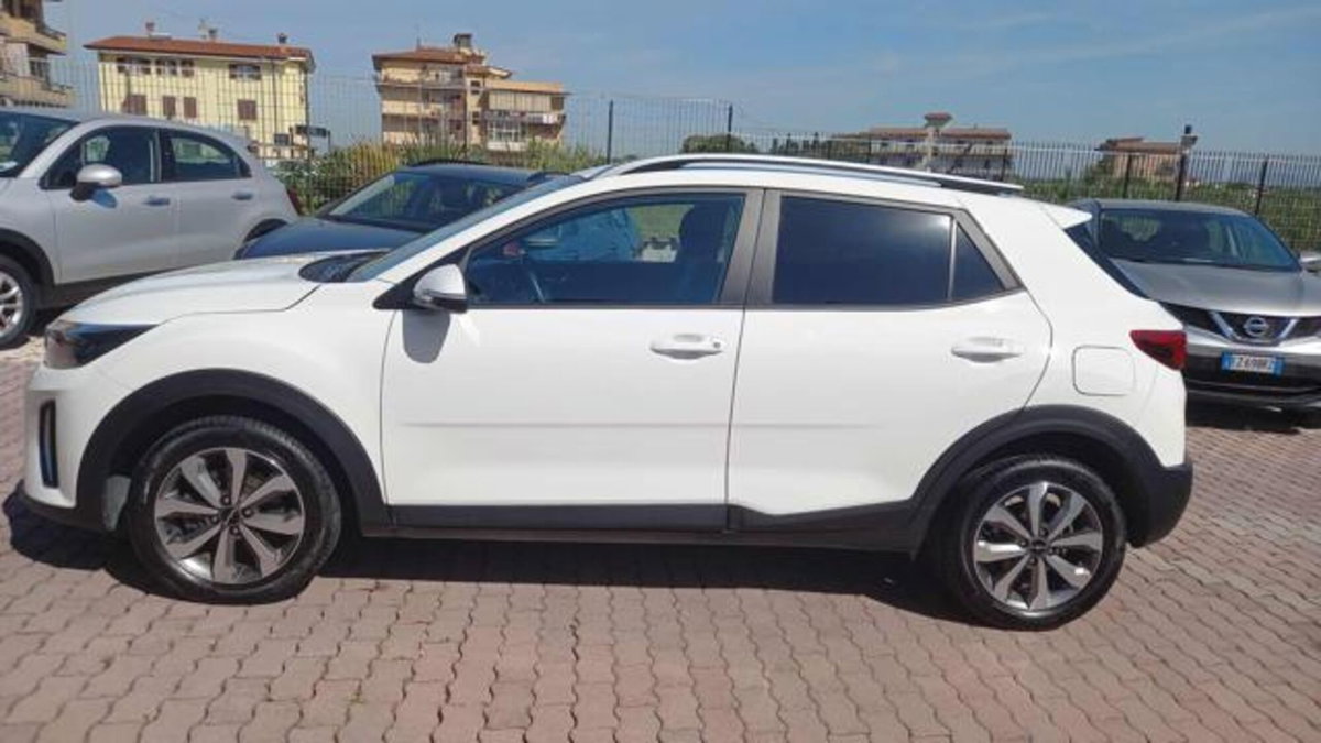 Kia Stonic 1.2 DPI Style (4)