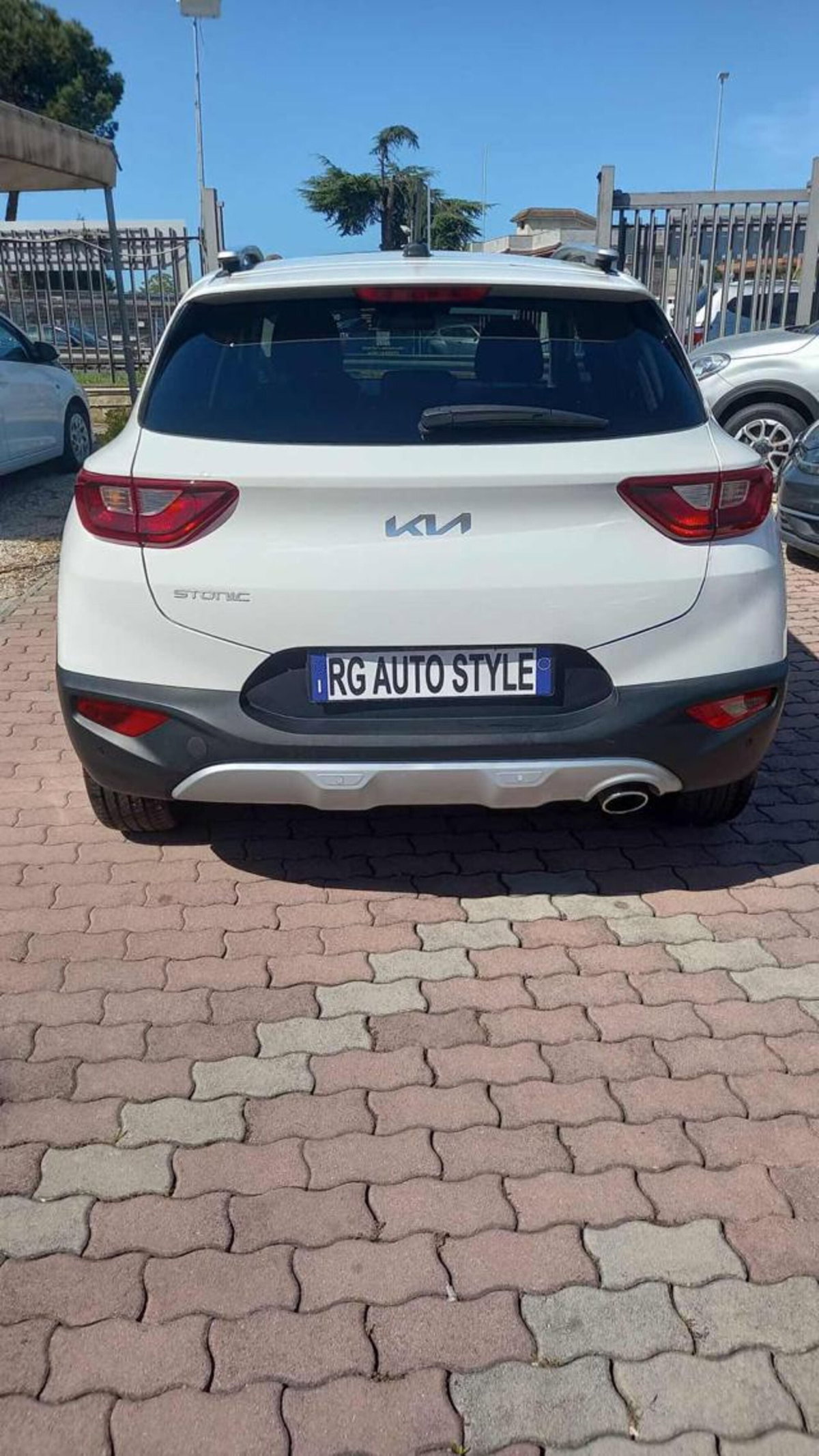 Kia Stonic 1.2 DPI Style (6)