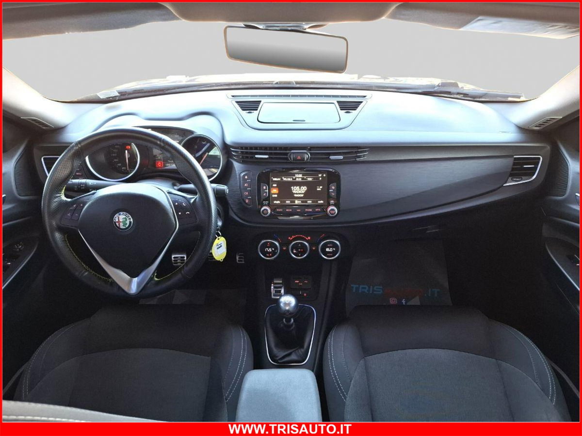 Alfa Romeo Giulietta 2.0 JTDm Giulietta 150cv (6)