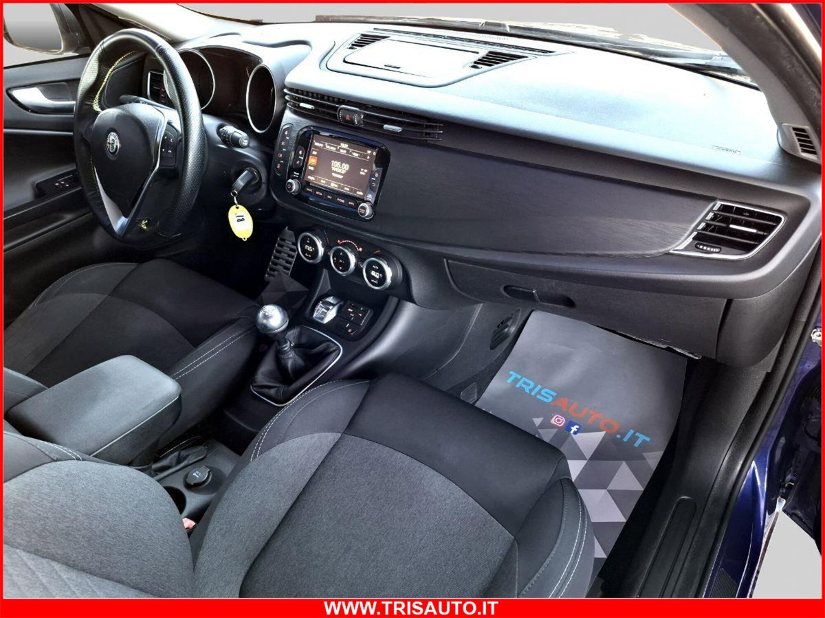 Alfa Romeo Giulietta 2.0 JTDm Giulietta 150cv (7)