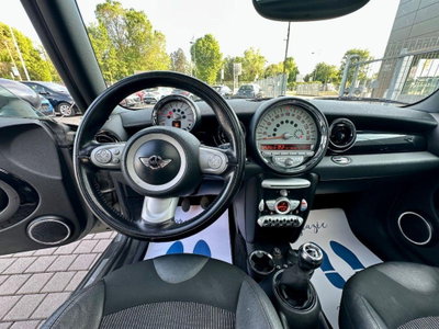 MINI Mini 1.6 16V Cooper (11)