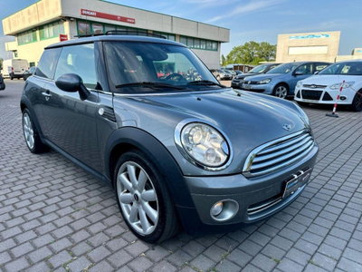 MINI Mini 1.6 16V Cooper (4)