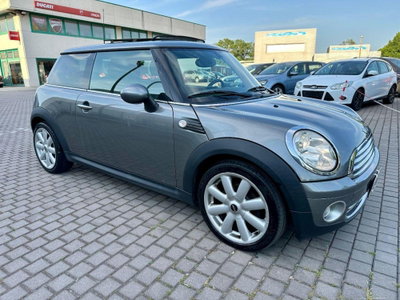MINI Mini 1.6 16V Cooper (5)