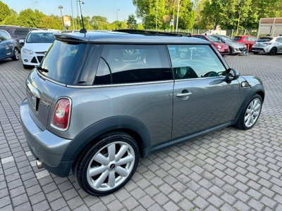 MINI Mini 1.6 16V Cooper (6)