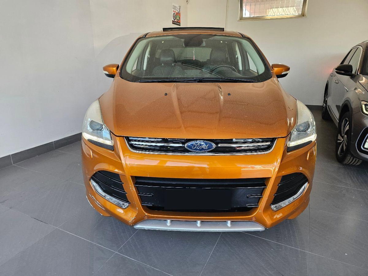 Ford Kuga 2.0 TDCI 180 CV S&S 4WD Powershift Titanium X
