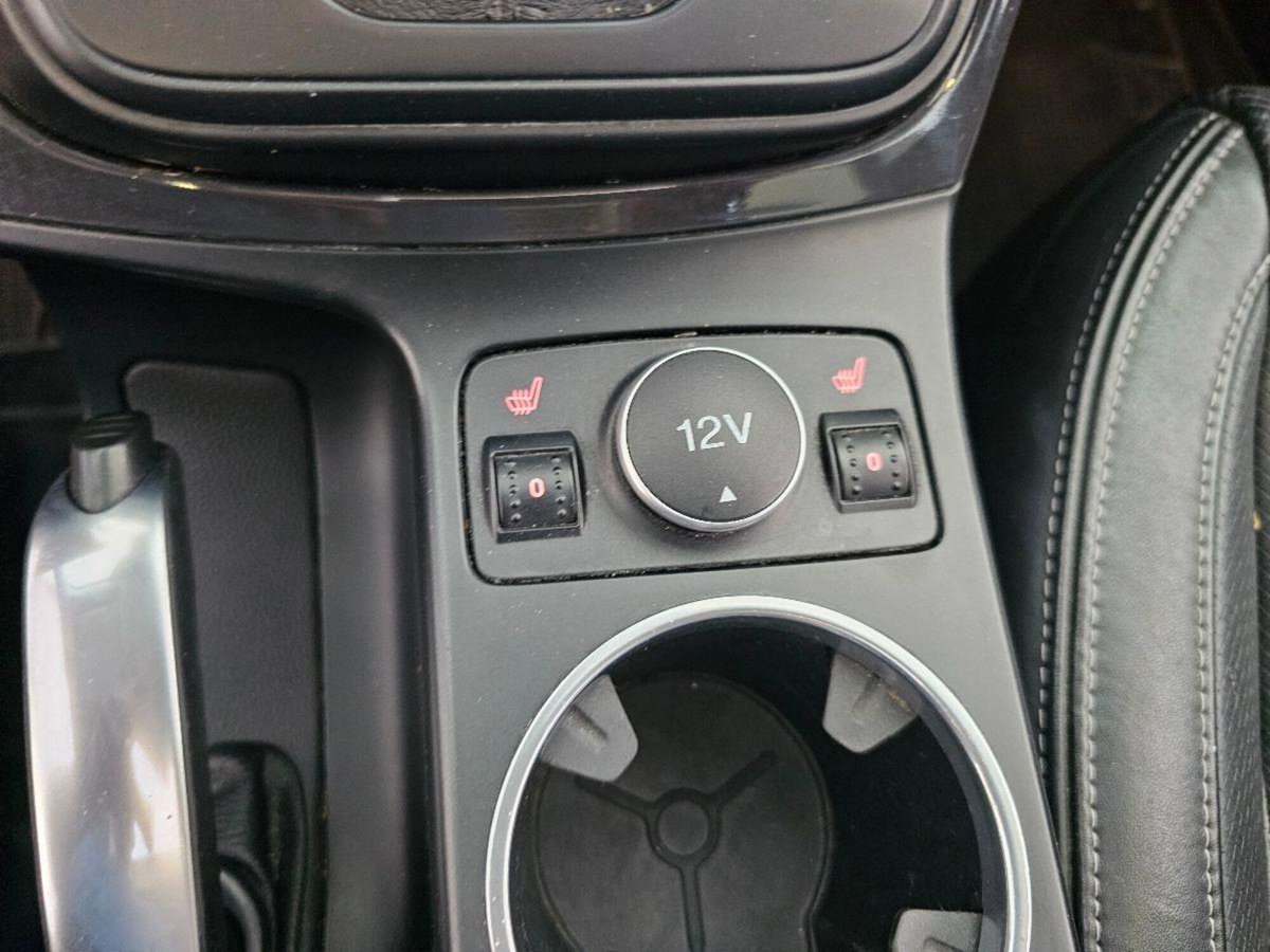 Ford Kuga 2.0 TDCI 180 CV S&S 4WD Powershift Titanium X (18)