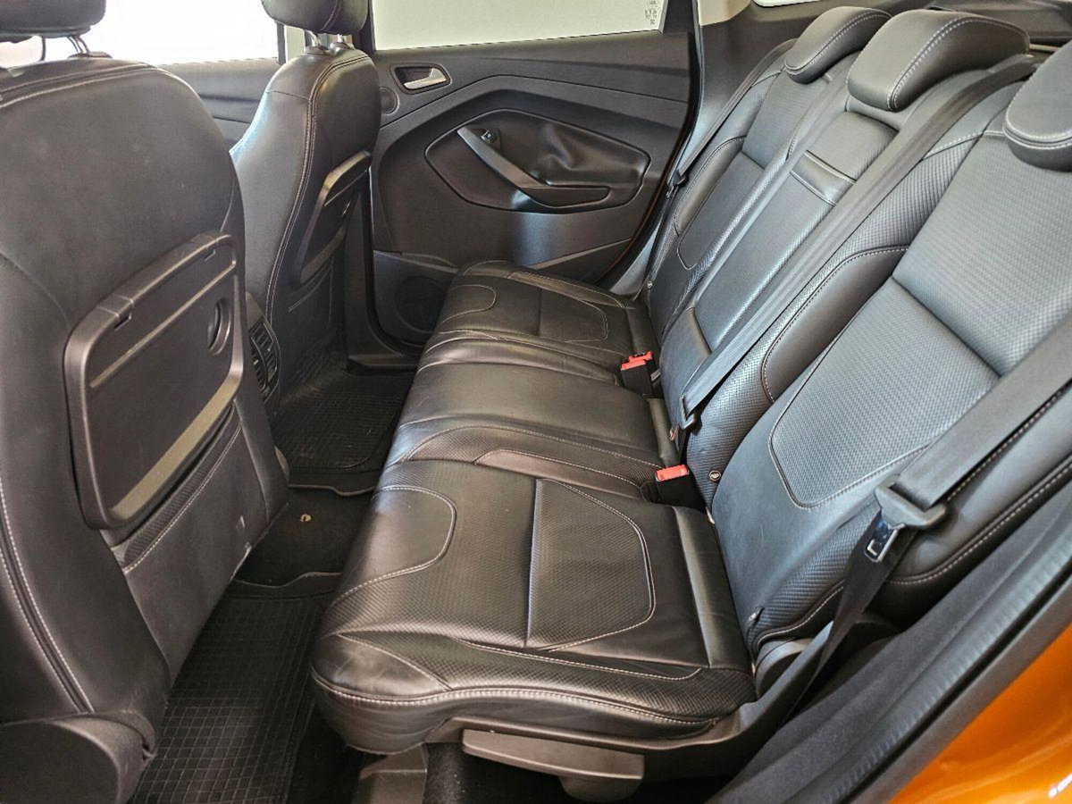 Ford Kuga 2.0 TDCI 180 CV S&S 4WD Powershift Titanium X (8)
