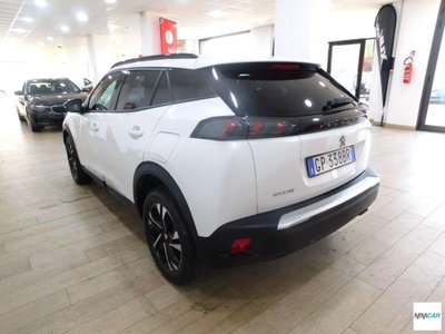 Peugeot 2008 BlueHDi 130 S&S EAT8 Allure Pack (4)