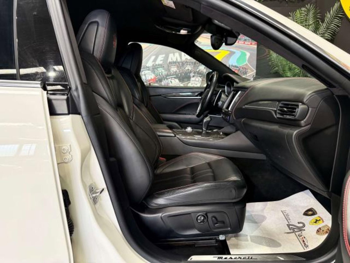 Maserati Levante Levante 3.0 V6 Modena Ultima 430cv auto (10)