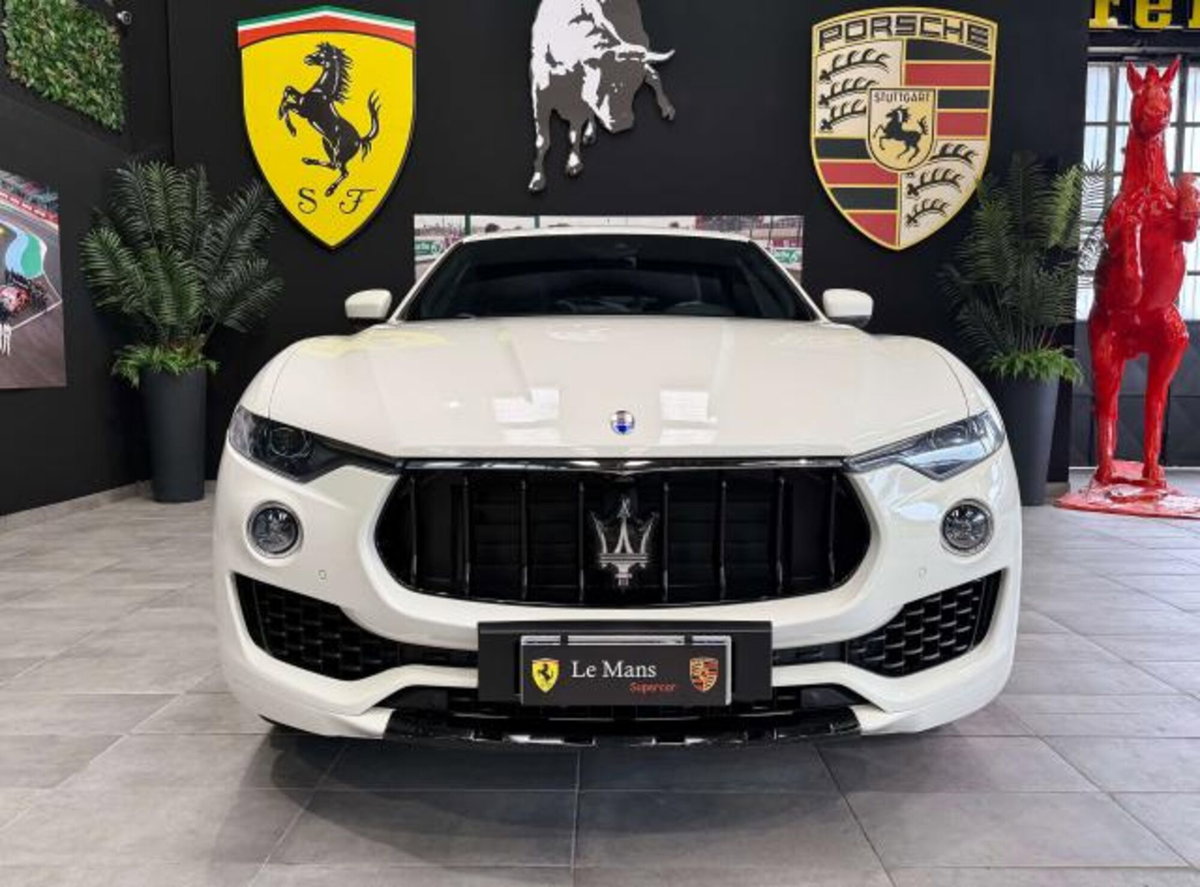 Maserati Levante Levante 3.0 V6 Modena Ultima 430cv auto (2)