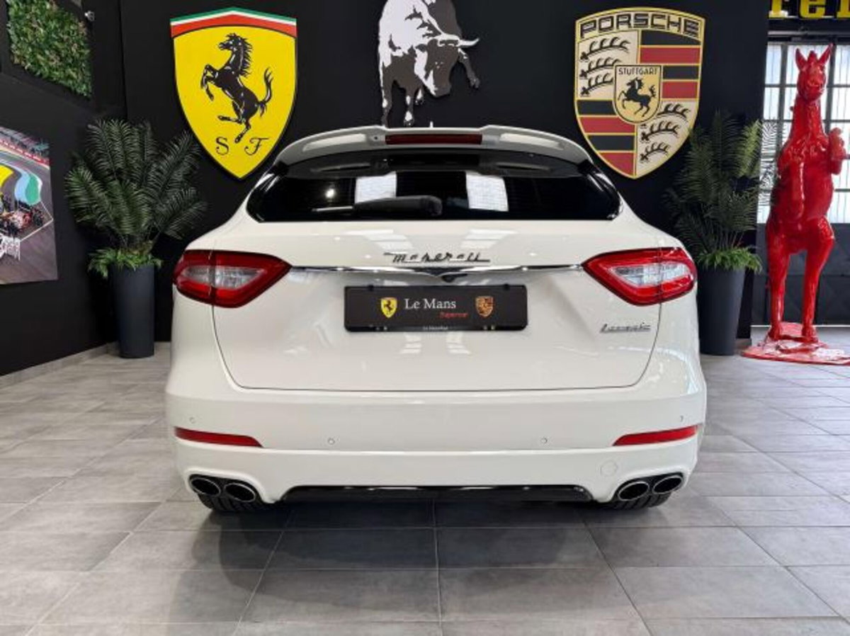 Maserati Levante Levante 3.0 V6 Modena Ultima 430cv auto (6)