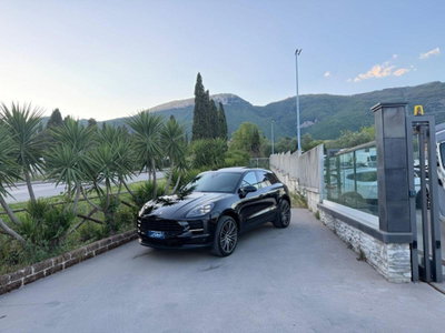 Porsche Macan 2.0 usata